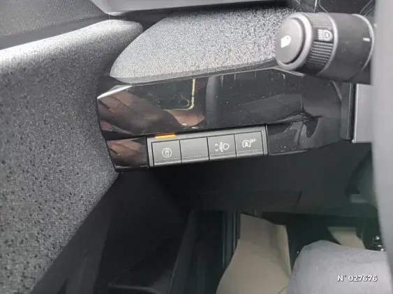 RENAULT CLIO VI - voiture d'occasion - Photo 15