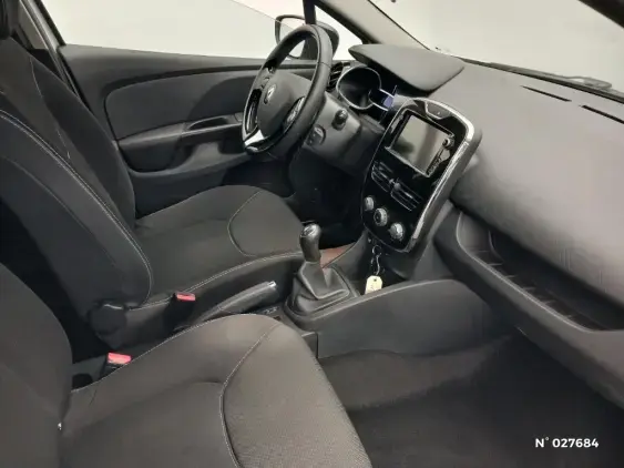 RENAULT CLIO IV - voiture d'occasion - Photo 10