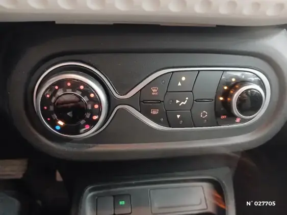RENAULT TWINGO ELECTRIQUE III - voiture d'occasion - Photo 14