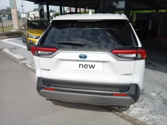 TOYOTA RAV4 V - voiture d'occasion - Photo 6