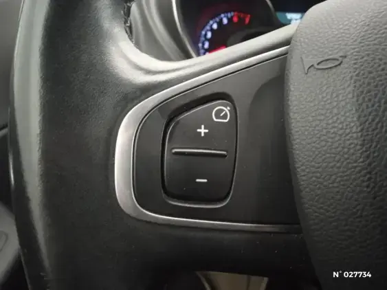 RENAULT CAPTUR - voiture d'occasion - Photo 25