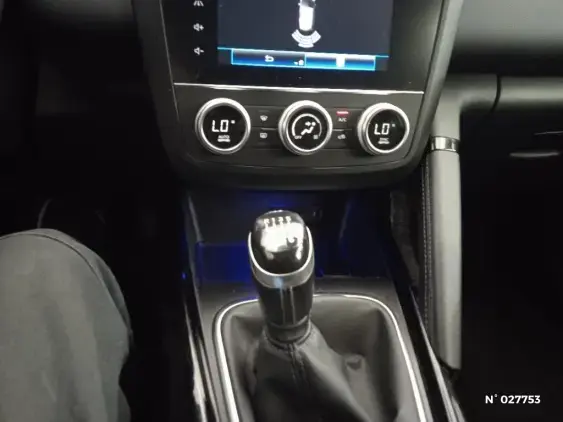 RENAULT KADJAR - voiture d'occasion - Photo 28