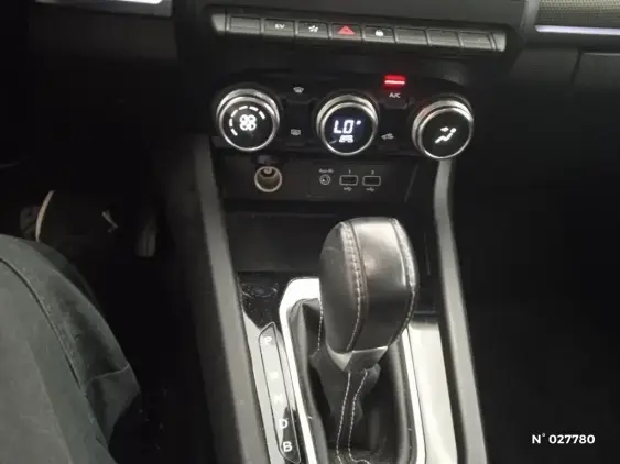 RENAULT ARKANA - voiture d'occasion - Photo 28