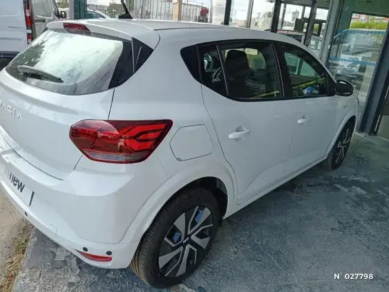 DACIA SANDERO III - voiture d'occasion - Photo 4