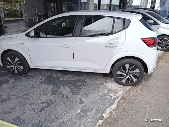 DACIA SANDERO III - voiture d'occasion - Photo 2