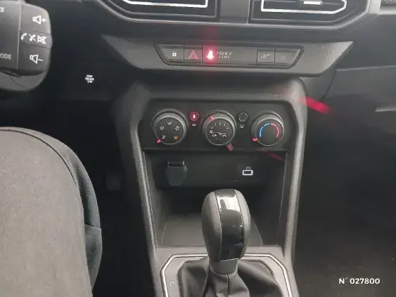 DACIA SANDERO III - voiture d'occasion - Photo 27