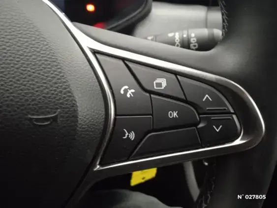 RENAULT CLIO V - voiture d'occasion - Photo 27