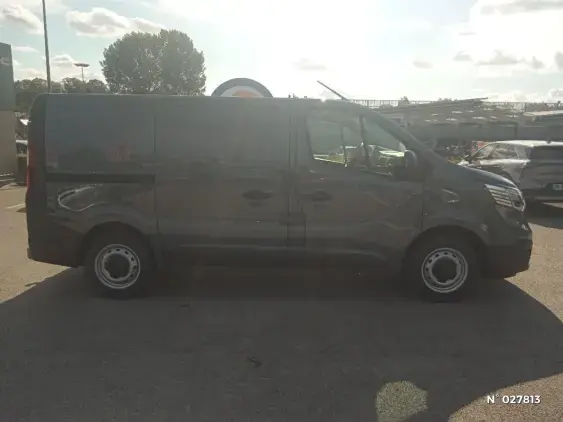 RENAULT TRAFIC FG III - voiture d'occasion - Photo 5