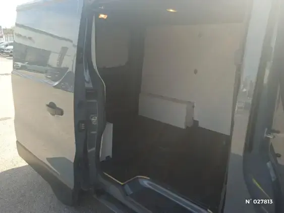 RENAULT TRAFIC FG III - voiture d'occasion - Photo 11