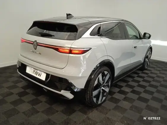 RENAULT MEGANE V - voiture d'occasion - Photo 4