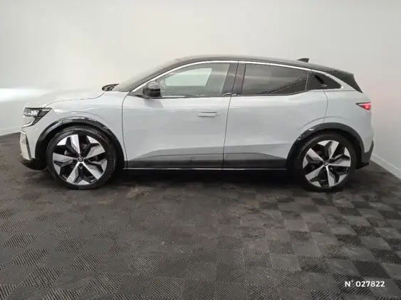 RENAULT MEGANE V - voiture d'occasion - Photo 2