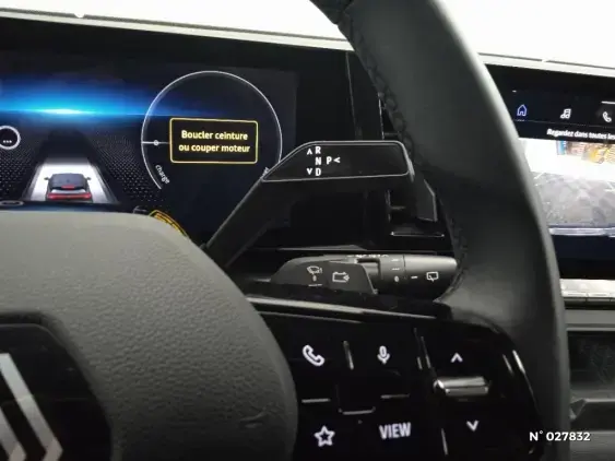 RENAULT MEGANE V - voiture d'occasion - Photo 28