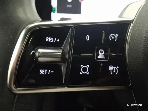 RENAULT MEGANE V - voiture d'occasion - Photo 26
