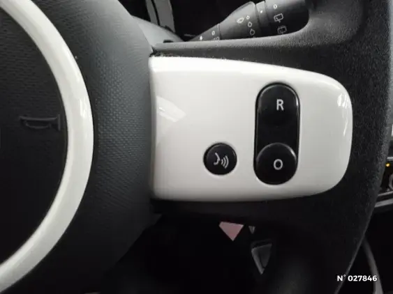 RENAULT TWINGO ELECTRIQUE III - voiture d'occasion - Photo 25
