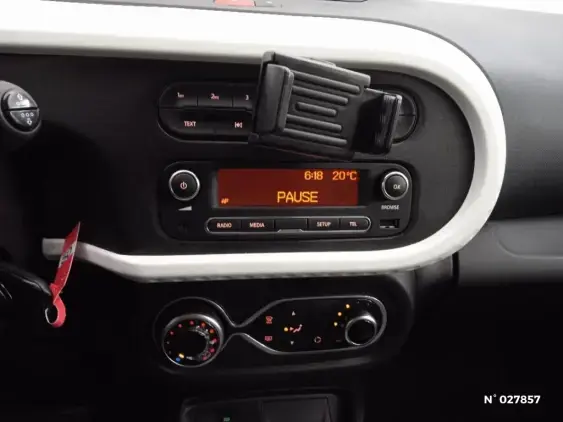 RENAULT TWINGO ELECTRIQUE III - voiture d'occasion - Photo 13
