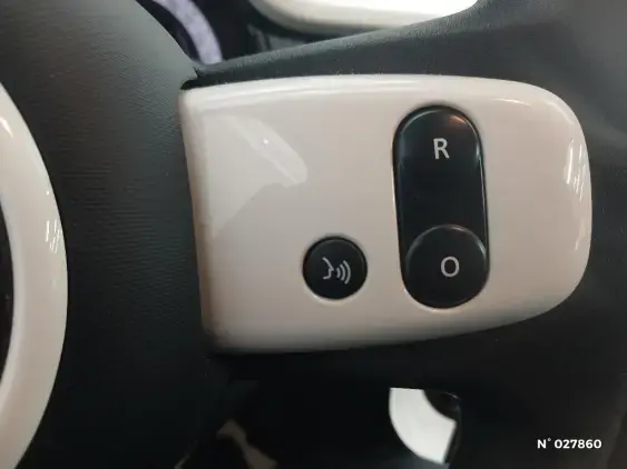 RENAULT TWINGO ELECTRIQUE III - voiture d'occasion - Photo 25