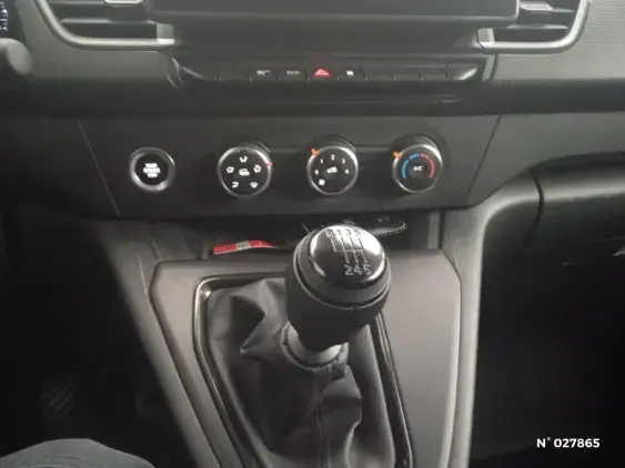 RENAULT KANGOO III - voiture d'occasion - Photo 26