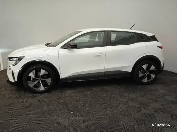RENAULT MEGANE V - voiture d'occasion - Photo 2