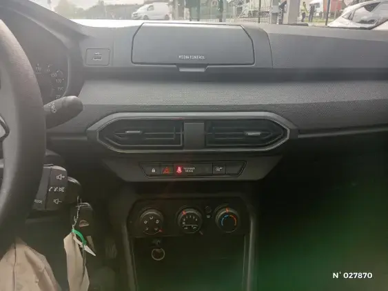 DACIA SANDERO III - voiture d'occasion - Photo 10