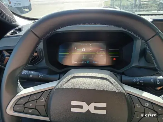 DACIA DUSTER III - voiture d'occasion - Photo 12