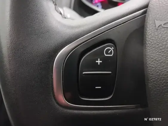 RENAULT CLIO IV - voiture d'occasion - Photo 26