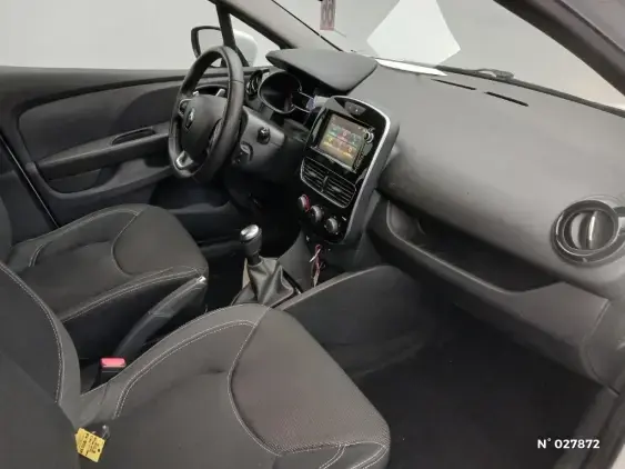 RENAULT CLIO IV - voiture d'occasion - Photo 10