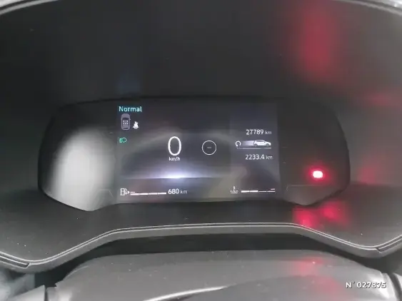RENAULT CLIO V - voiture d'occasion - Photo 12