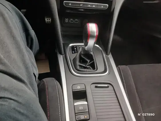 RENAULT MEGANE IV - voiture d'occasion - Photo 27