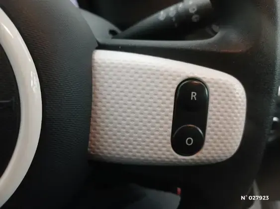 RENAULT TWINGO ELECTRIQUE III - voiture d'occasion - Photo 24