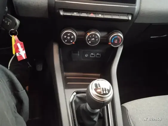 RENAULT CLIO V - voiture d'occasion - Photo 28