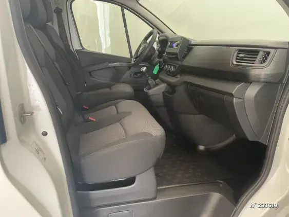 RENAULT TRAFIC FG III - voiture d'occasion - Photo 10