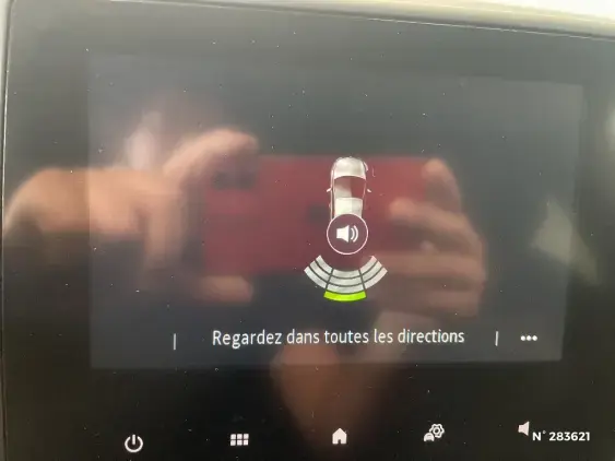 RENAULT CAPTUR II - voiture d'occasion - Photo 14