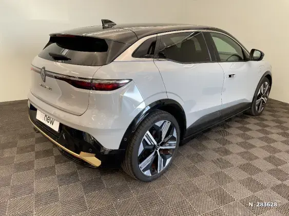 RENAULT MEGANE V - voiture d'occasion - Photo 4