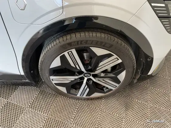 RENAULT MEGANE V - voiture d'occasion - Photo 8