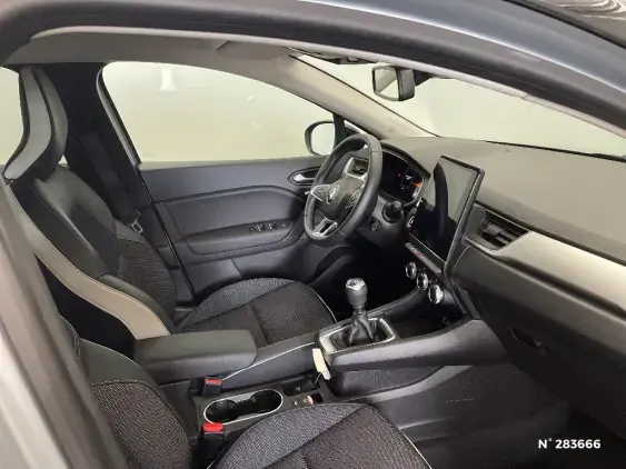 RENAULT CAPTUR II - voiture d'occasion - Photo 10