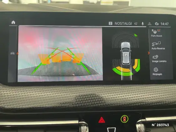 BMW SERIE 1 F40 - voiture d'occasion - Photo 14