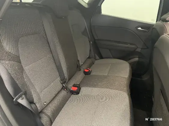 RENAULT CAPTUR II - voiture d'occasion - Photo 11