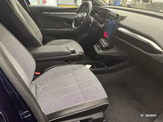 RENAULT MEGANE V - voiture d'occasion - Photo 10