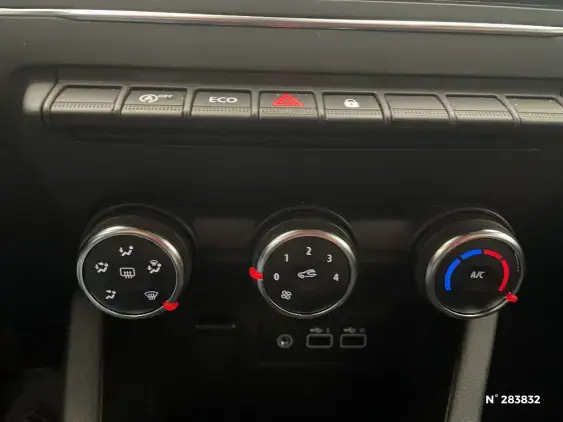 RENAULT CLIO V - voiture d'occasion - Photo 14