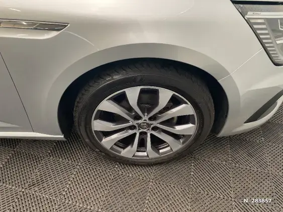 RENAULT MEGANE IV - voiture d'occasion - Photo 8