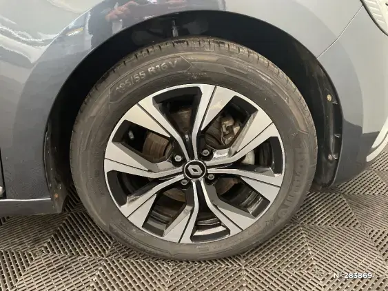 RENAULT CLIO V - voiture d'occasion - Photo 8