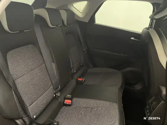 RENAULT CAPTUR II - voiture d'occasion - Photo 11