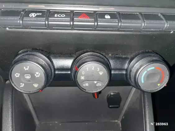 DACIA DUSTER II - voiture d'occasion - Photo 14