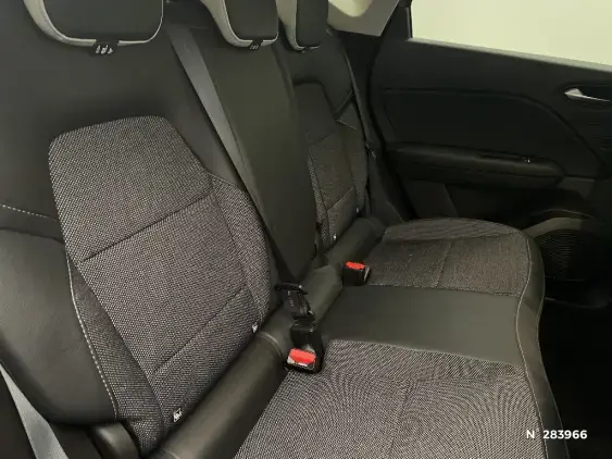 RENAULT CAPTUR II - voiture d'occasion - Photo 11