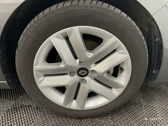 RENAULT CLIO V - voiture d'occasion - Photo 8