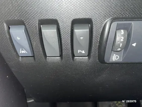 RENAULT TWINGO III - voiture d'occasion - Photo 15