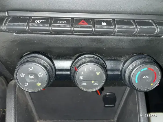 DACIA DUSTER II - voiture d'occasion - Photo 14