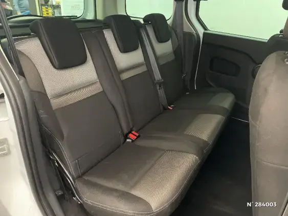 RENAULT KANGOO II - voiture d'occasion - Photo 11