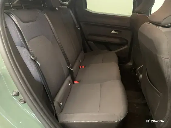 DACIA DUSTER III - voiture d'occasion - Photo 11