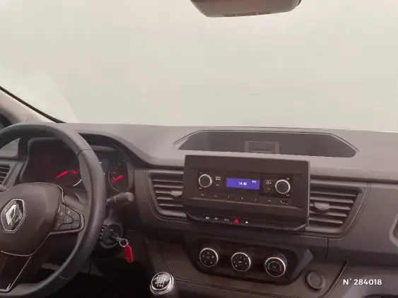 RENAULT TRAFIC FG III - voiture d'occasion - Photo 9